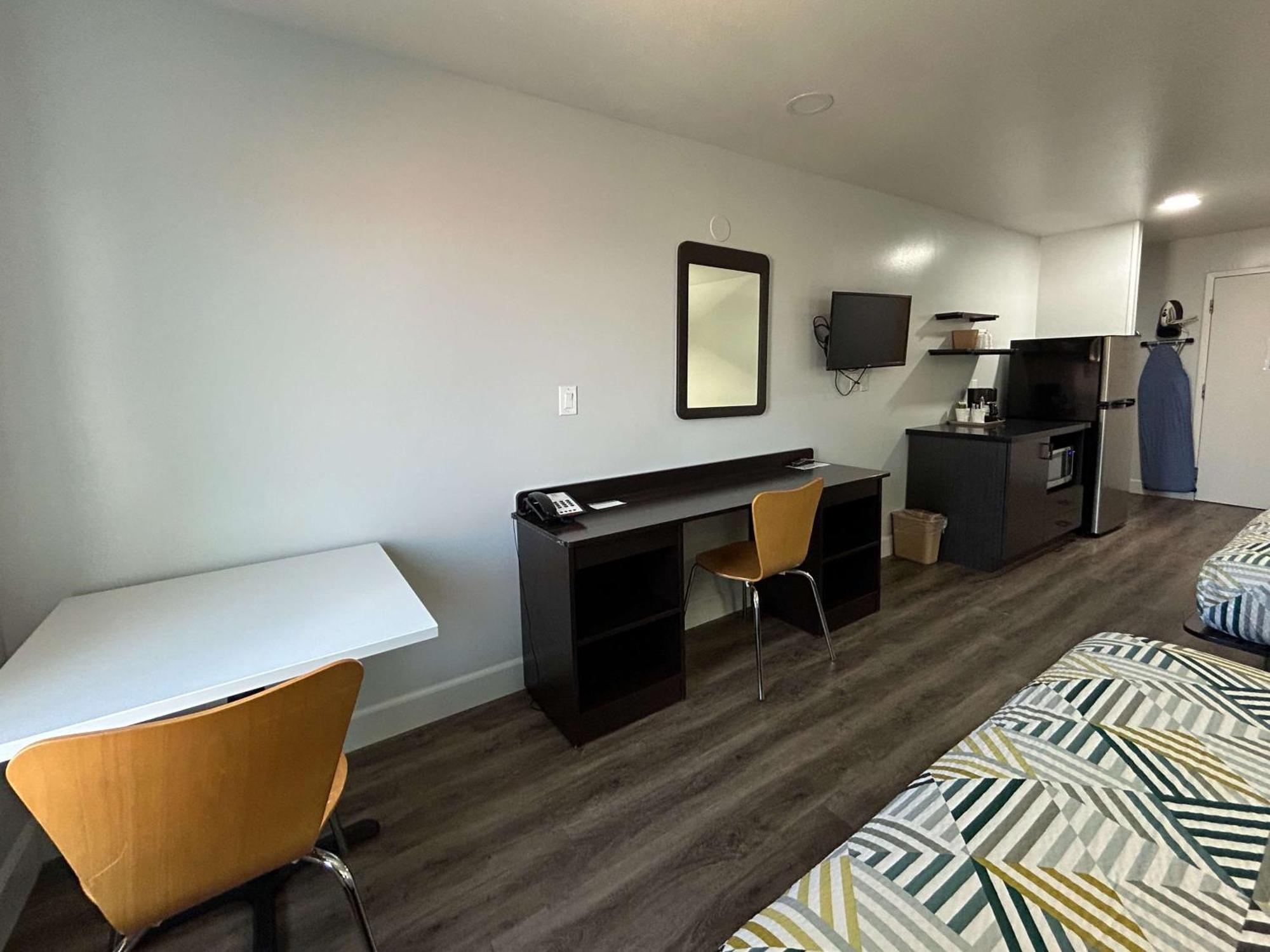 Motel 6-Hesperia, Ca - West Main Street I-15 Luaran gambar