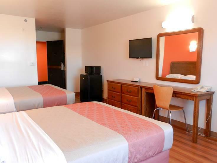 Motel 6-Hesperia, Ca - West Main Street I-15 Bilik gambar